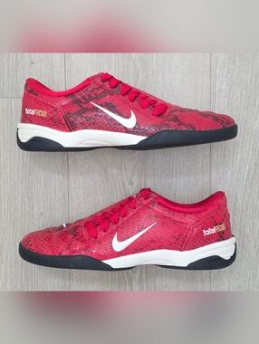 Nike Total 90 3 SE Snakeskin Soccer Shoes Fire Red IB4204-600 Women's Size 8 New